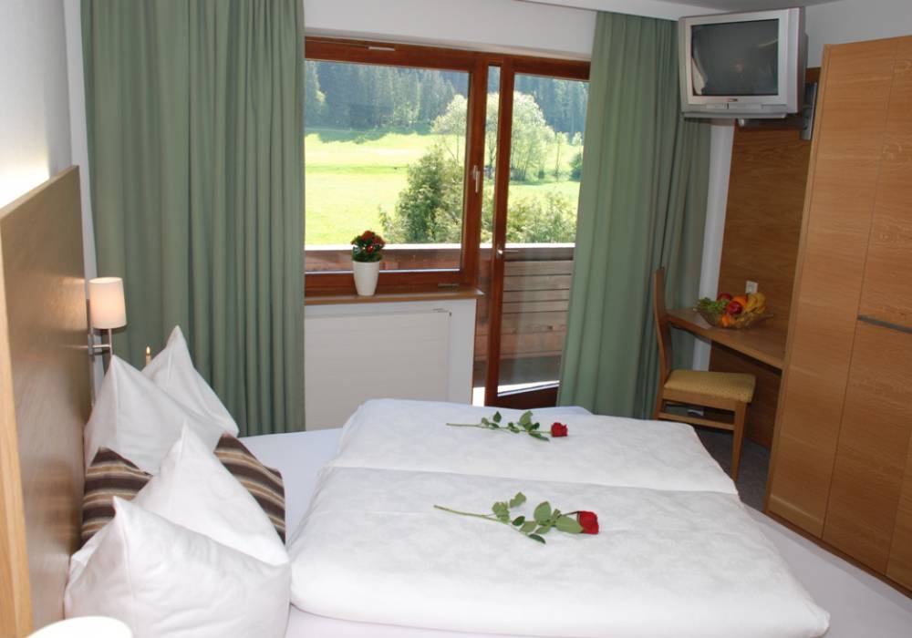 ApartZi 122 + 222 - B.JPG